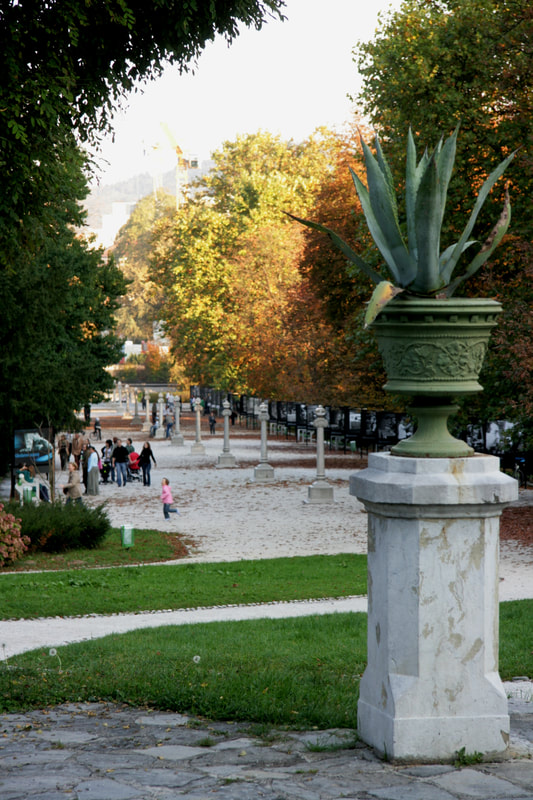 Park Tivoli, Ljubljana, Jakopičevo sprehajališče